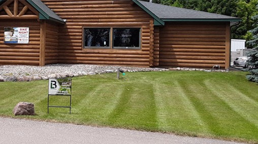 Lawn Maintenance - Lawn Barber